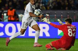 【欧冠】姆巴佩帽子戏法，皇马五球大胜阿(ā)拉(lā)木圖(tú)