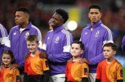 本泽馬(mǎ)：姆巴佩能不断進(jìn)球，想贏(yíng)得欧冠需(xū)要维尼修斯的配合！