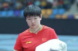 印(yìn)度亚锦赛女(nǚ)团半决赛：孙穎(yǐng)莎(shā)3-1申裕斌，场馆出现漏水事件