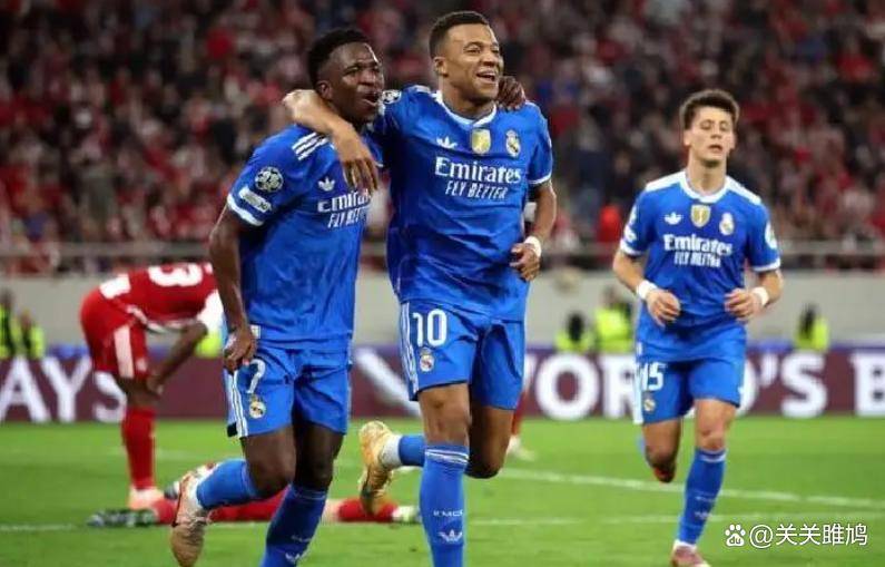 欧冠最佳阵容揭秘：姆巴佩4球封神，全胜赖斯坐镇中场