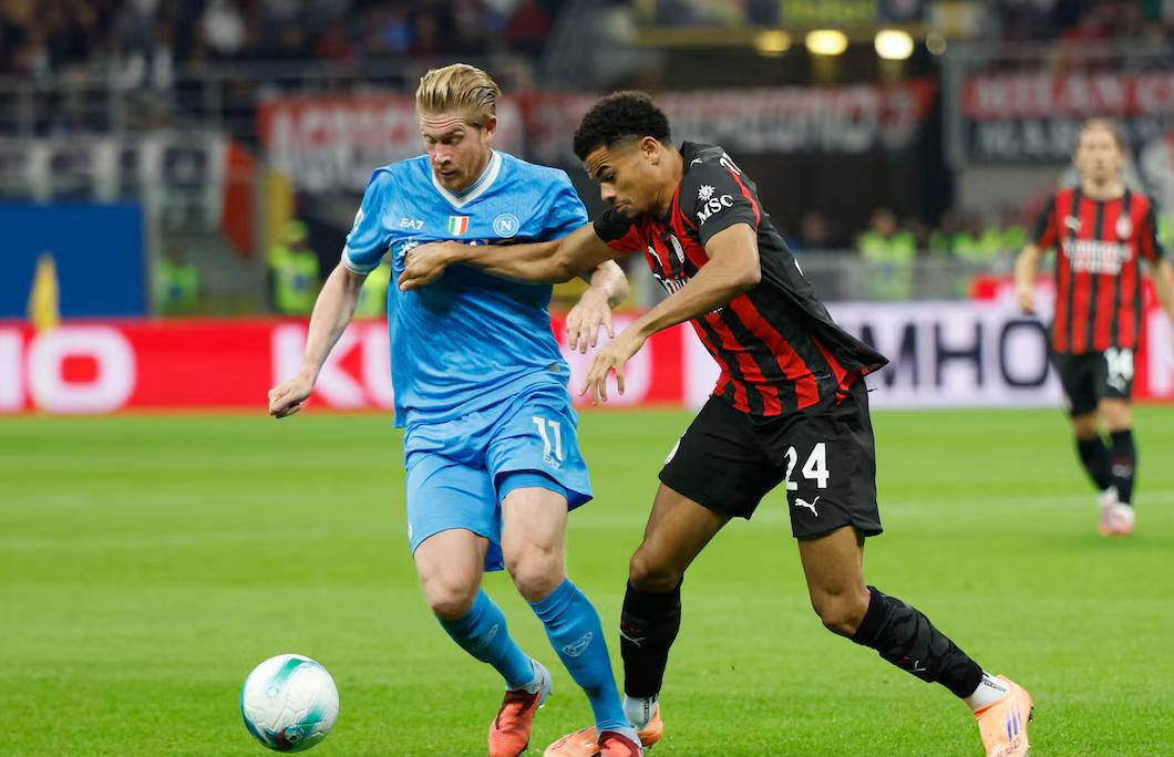 AC米兰欧冠疲劳可乘，那不勒斯攻击组合引人期待