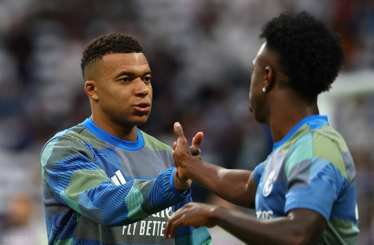 本泽马：姆巴佩能不断进球，想赢得欧冠需要维尼修斯的配合！