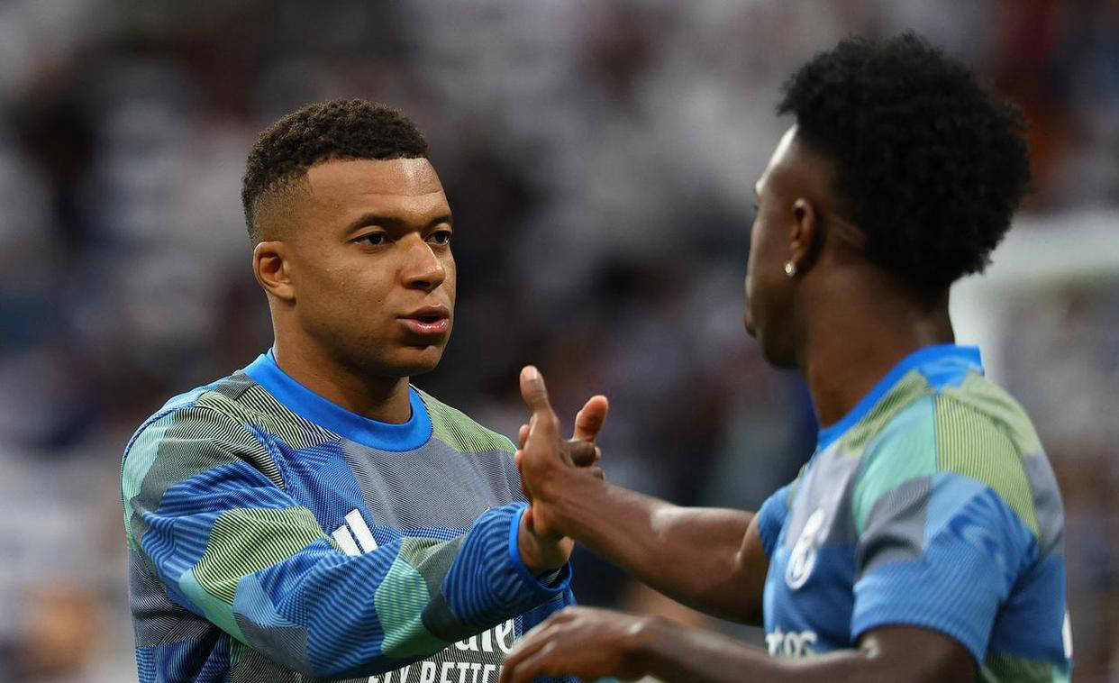 本泽马：姆巴佩若想赢得欧冠，必须与维尼修斯紧密合作！