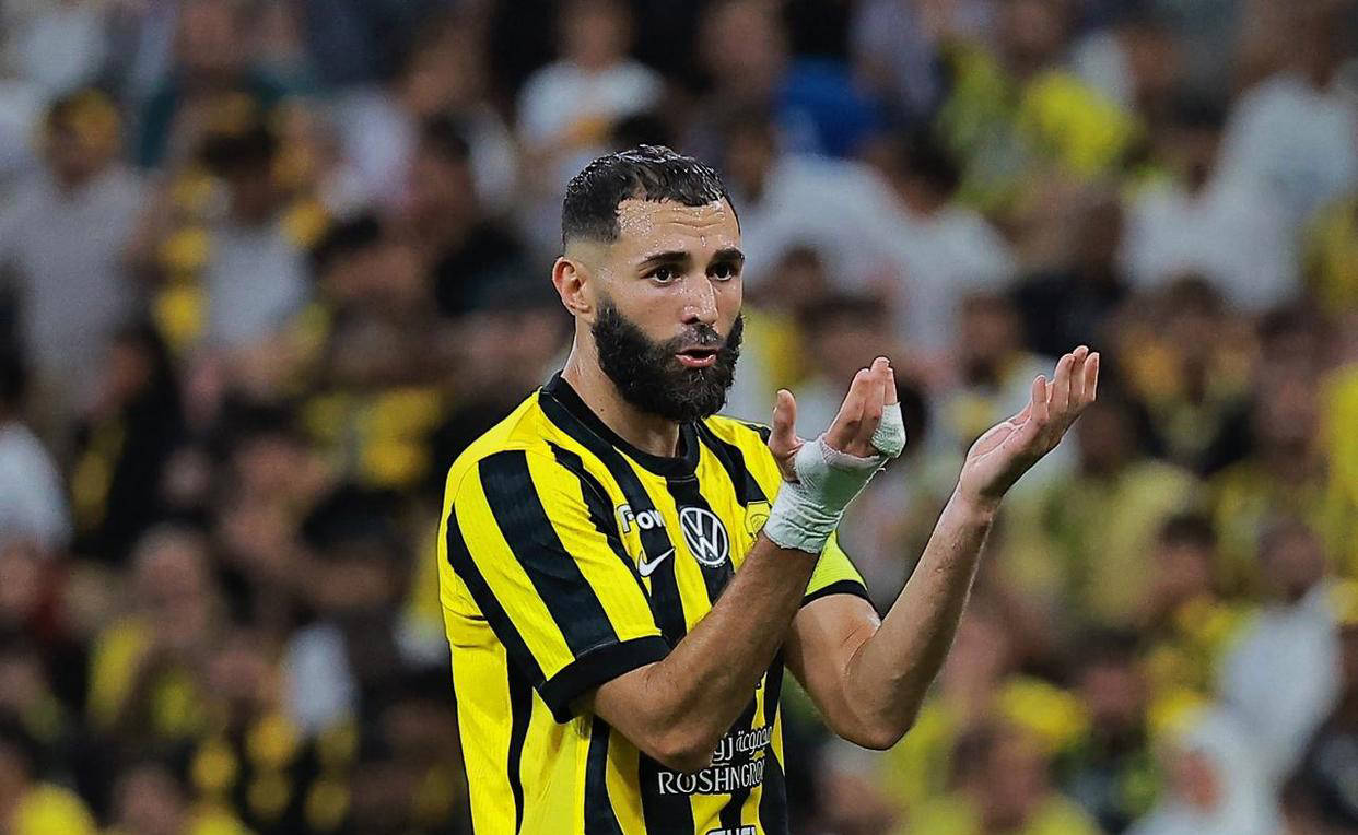 本泽马：姆巴佩若想赢得欧冠，必须与维尼修斯紧密合作！