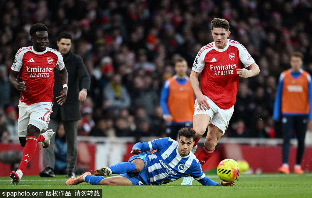 英超-厄德高破门赖斯造乌龙 阿森纳2-1布莱顿继续领跑