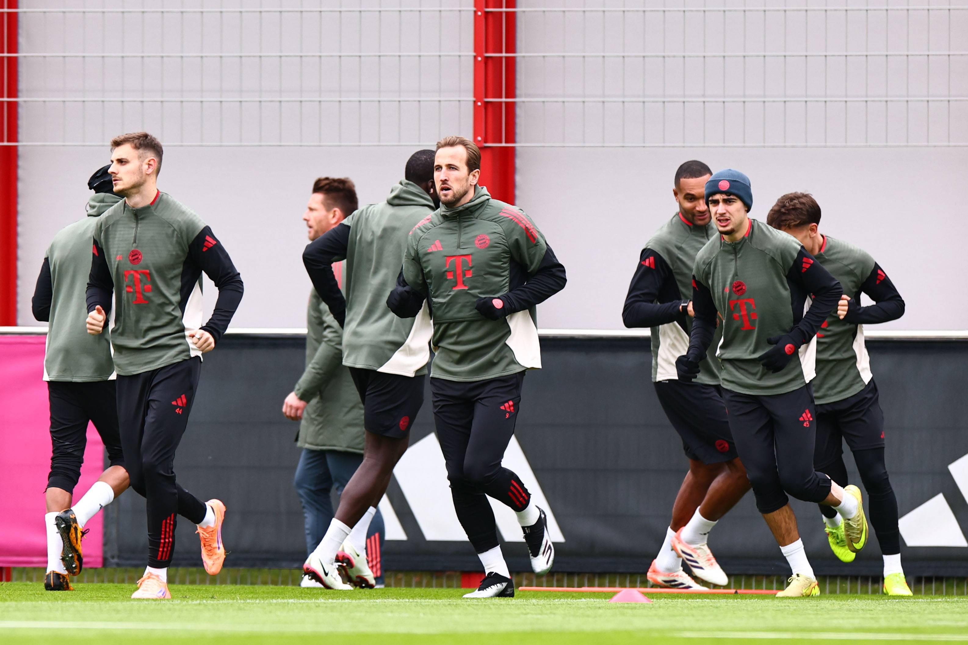 （外代二线）足球——欧冠联赛：拜仁慕尼黑赛前备战