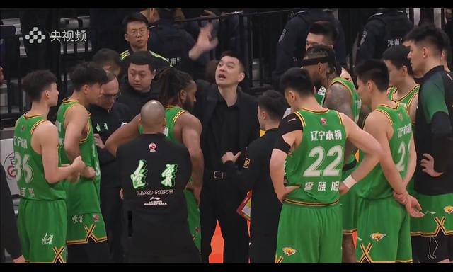 萨林杰抢断莫兰德，亨特都不如奥利弗，赵继伟痛哭，奎因数据吓人