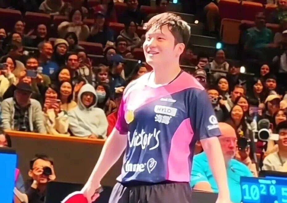 方博气炸！熬夜解说樊振东首场欧冠！结果东哥17分钟打完比赛