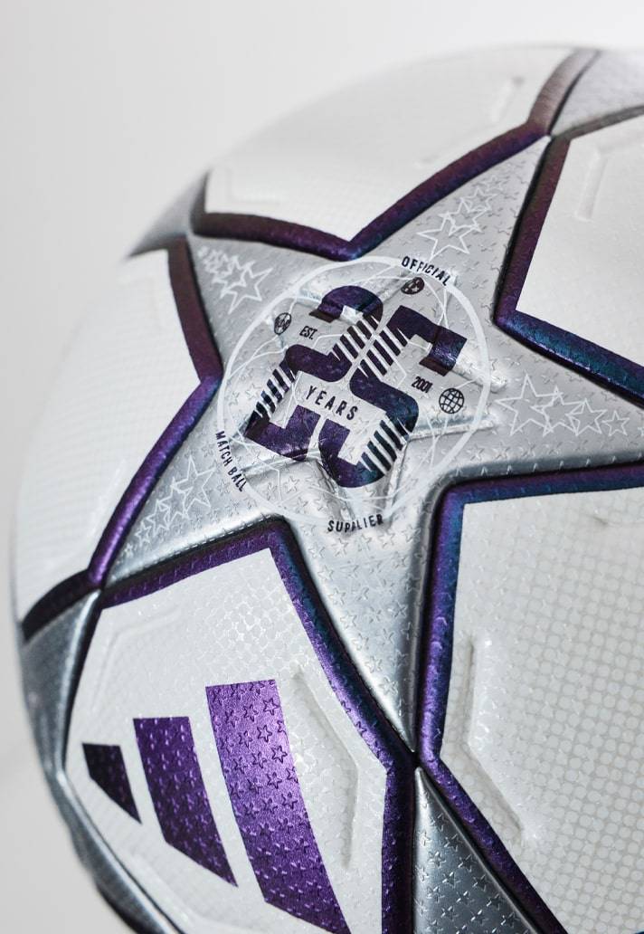 阿迪达斯发布欧冠25周年纪念用球